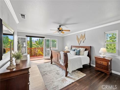 74 Linhaven , Irvine, CA