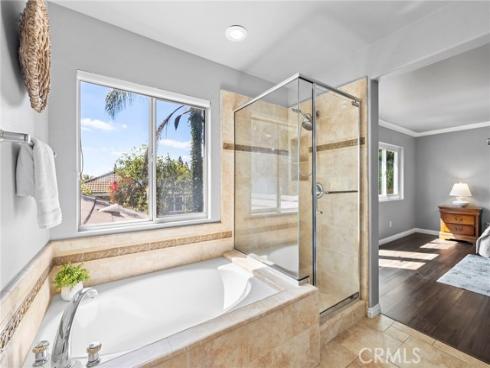 74 Linhaven , Irvine, CA