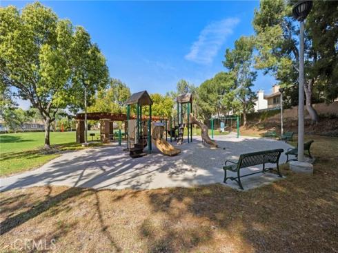 74 Linhaven , Irvine, CA