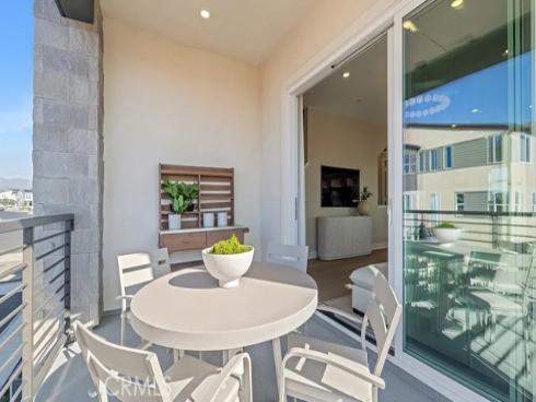 848 Sonia , Irvine, CA