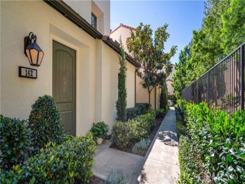 142 Firefly , Irvine, CA
