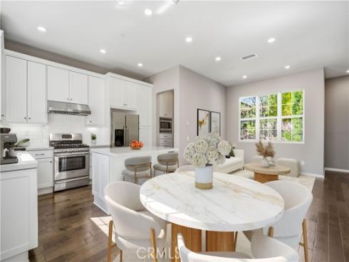 142 Firefly , Irvine, CA