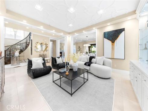 123 Calderon , Irvine, CA