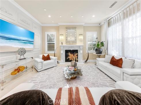 123 Calderon , Irvine, CA