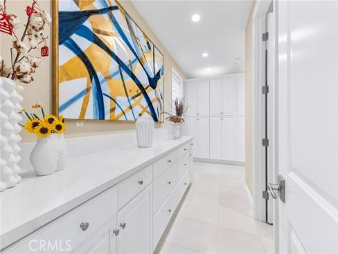 123 Calderon , Irvine, CA