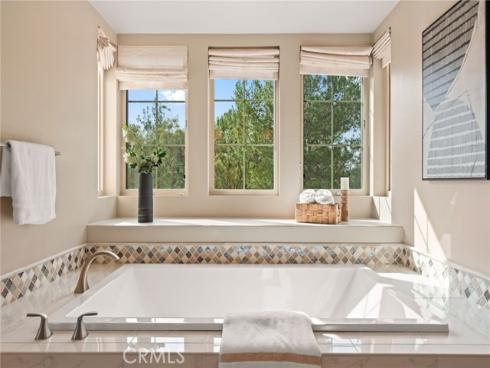 46 Shadybend , Irvine, CA