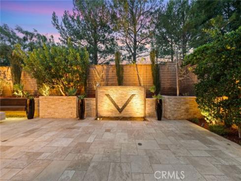 46 Shadybend , Irvine, CA