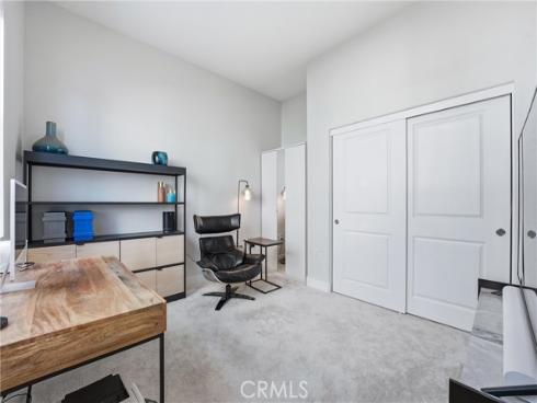 458 Loon , Irvine, CA