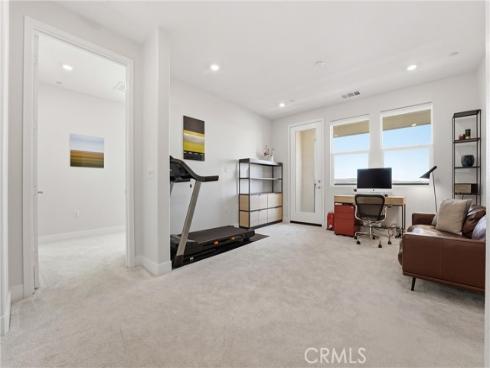 458 Loon , Irvine, CA