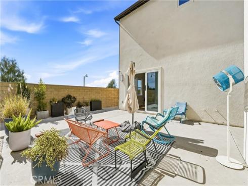 458 Loon , Irvine, CA