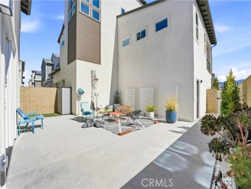 458 Loon , Irvine, CA