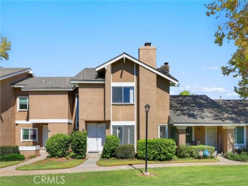26 Helena 69 , Irvine, CA