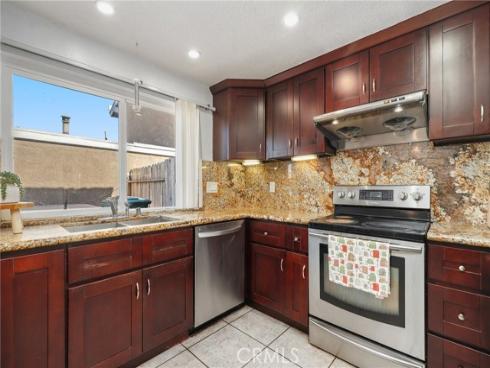 26 Helena 69 , Irvine, CA