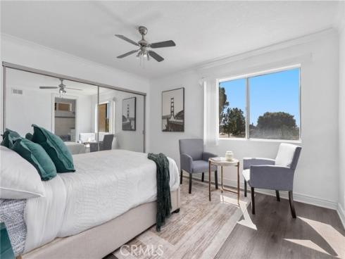 26 Helena 69 , Irvine, CA