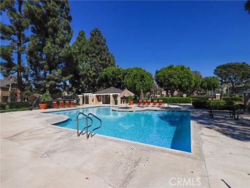 26 Helena 69 , Irvine, CA