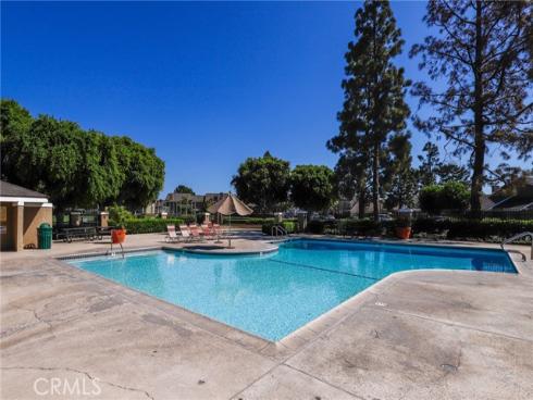 26 Helena 69 , Irvine, CA
