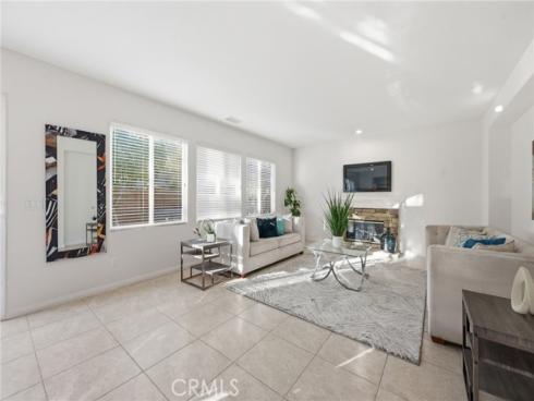 9 Preston , Irvine, CA