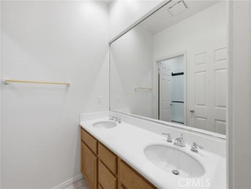 9 Preston , Irvine, CA