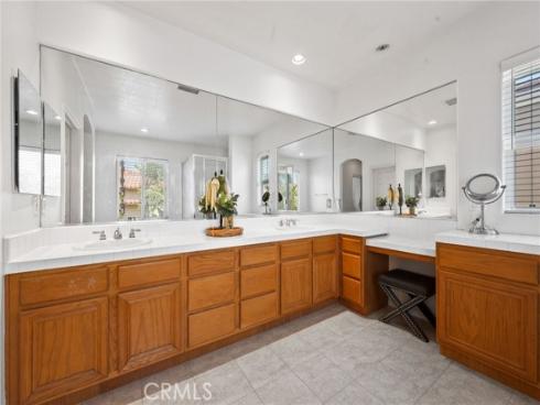 9 Preston , Irvine, CA