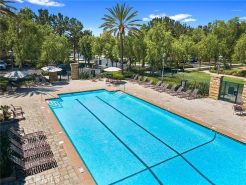 9 Preston , Irvine, CA