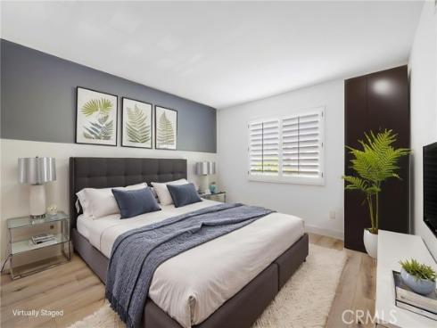 75 Ashford , Irvine, CA