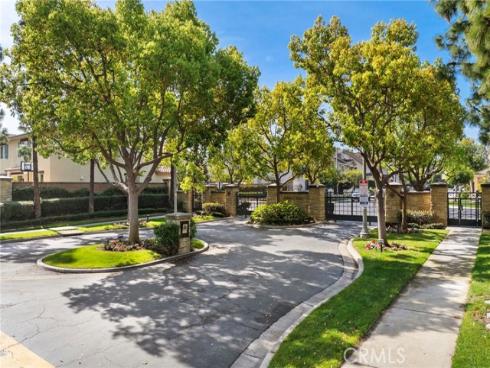 75 Ashford , Irvine, CA