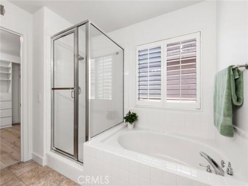 75 Ashford , Irvine, CA