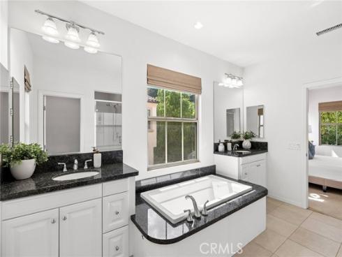 21 Somerton , Irvine, CA
