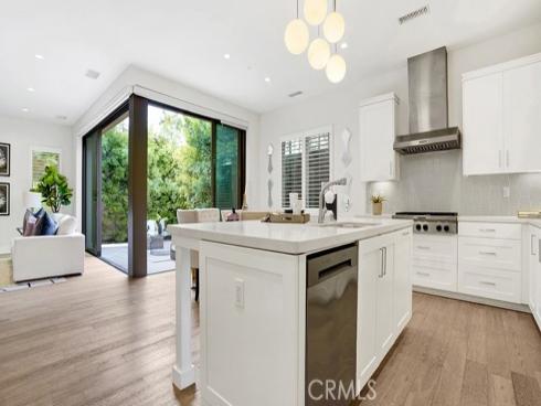 163 Linda Vista, Irvine, CA