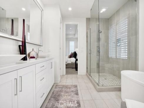 163 Linda Vista, Irvine, CA
