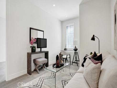 163 Linda Vista, Irvine, CA