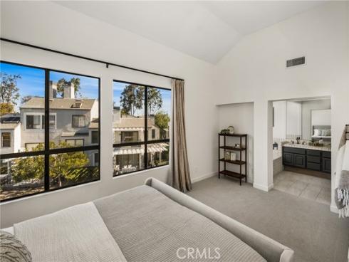 30 Waterway 43 , Irvine, CA