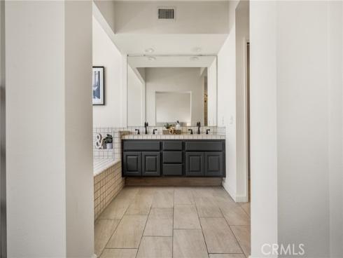 30 Waterway 43 , Irvine, CA