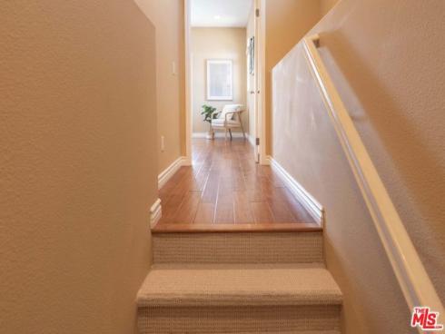 107  Chantilly  , Irvine, CA