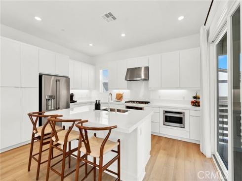 74 Dudley , Irvine, CA