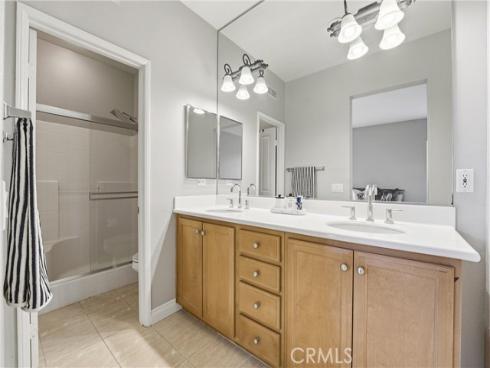 143 Lockford , Irvine, CA