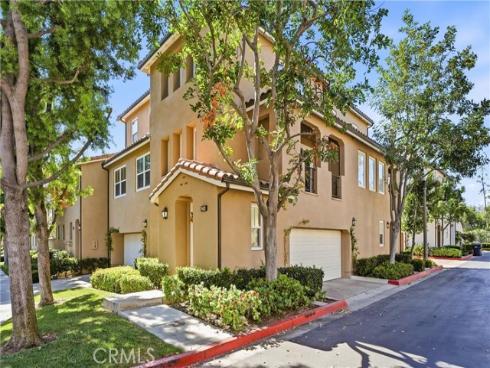 143 Lockford , Irvine, CA