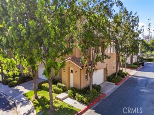 143 Lockford , Irvine, CA