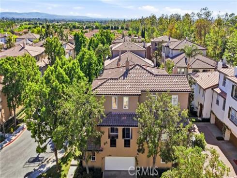 143 Lockford , Irvine, CA