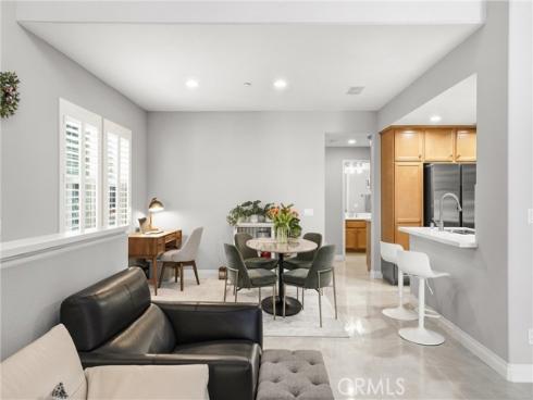 143 Lockford , Irvine, CA