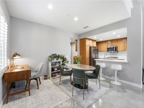 143 Lockford , Irvine, CA