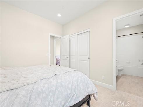 72 Granite Path , Irvine, CA
