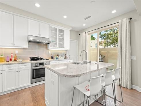 72 Granite Path , Irvine, CA