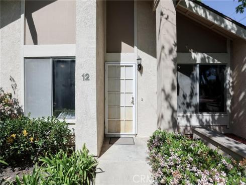 12 Silverwood 19 , Irvine, CA
