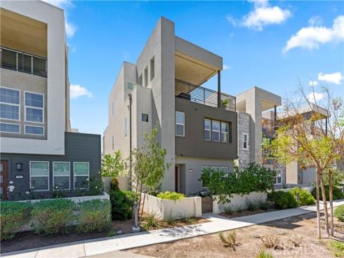 259 chorus , Irvine, CA