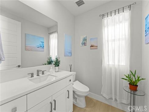 259 chorus , Irvine, CA