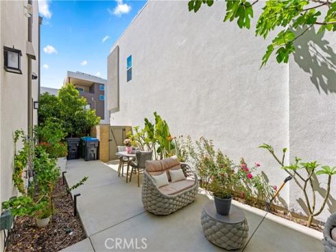 259 chorus , Irvine, CA