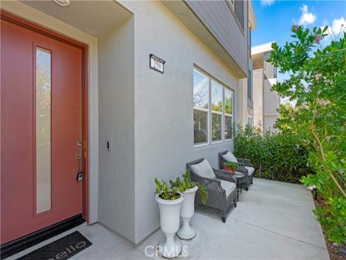 259 chorus , Irvine, CA