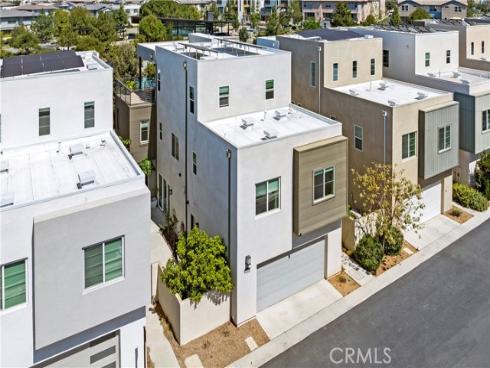259 chorus , Irvine, CA