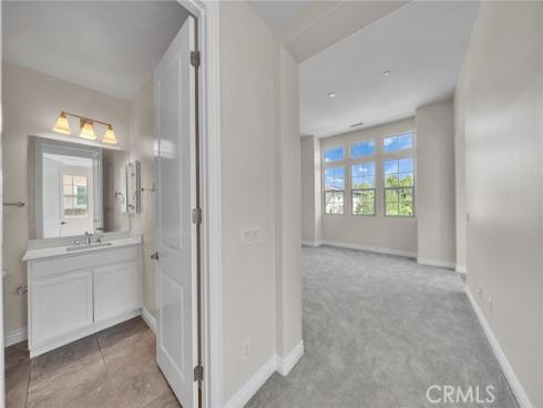 60 Sherwood , Irvine, CA